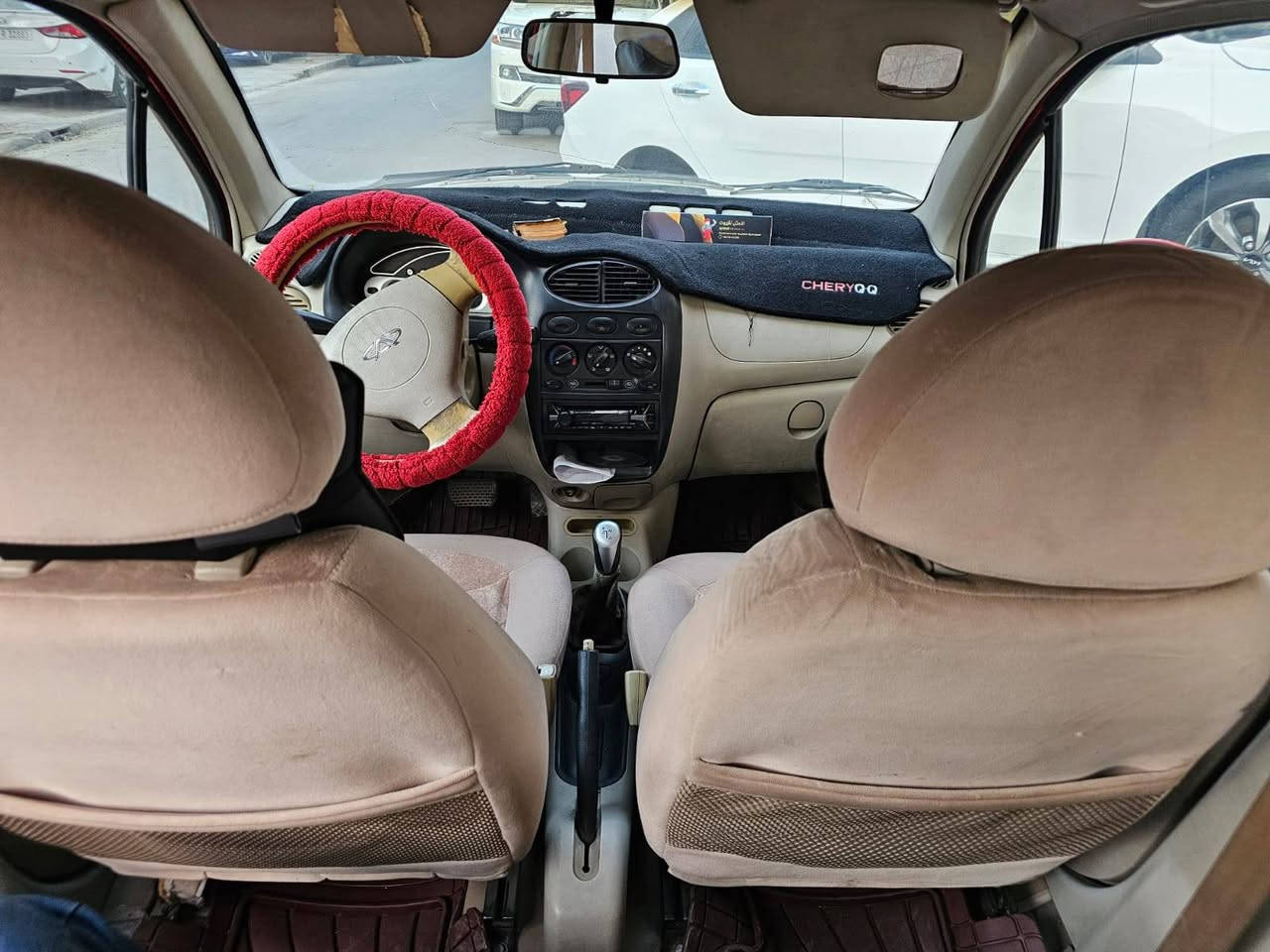 سياره QQ  موديل ٢٠١٣   رقم بغداد
المحرك والكير بلادي ١٠٠%
نظافة السيارة واضح بالصور 
تفاصيل الكشر  الخارجي نظافته ٧٠% 
شادين تايرات جديده وسبير وبطارية جديدة سيارة تشتغل ومابيها اي عطل
السعر  ٣٥ $
ماشيه ٥٥ الف 
المكان بغداد
بأسمي تتحول ثاني يوم


**إذا كنت صاحب هذا الإعلان وتريد حذفه لأي سبب، رجاءا أرسل رسالة إلى الدعم الفني**