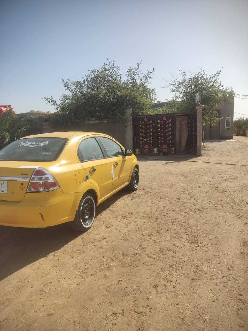 السلام عليكم سياره افيو ٢٠٠٨ السعر٤٥ وبيه مجال رقم نجف شرط المداو راعيه ابن عمي  اوتماتيك مكينه١٦٠٠ شرط كيرمحرك  حداديه سياره جاهزه    سنويه الى ٢٠٢٧  المكان رميثه *********** /***********
