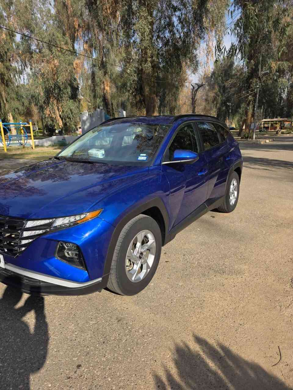 سلام عليكم اخوان توسان موديل ٢٠٢٤ السياره نضيفة بدون حادث مجرد بارد شبر ب البنيد سياره كلها على البلاد ليبل واحد 
المواصفات :
بصمة
فول رادار
داخل لونين
كشنات كهربات
تدفئة كشنات
 جنطة كهرباء
اخوان السيارة جديده و مكفوله من الصبغ 
مكاني الدورة ابو دشير السعر ٢١٠ و بيها مجال 
للتواصل : ***********
