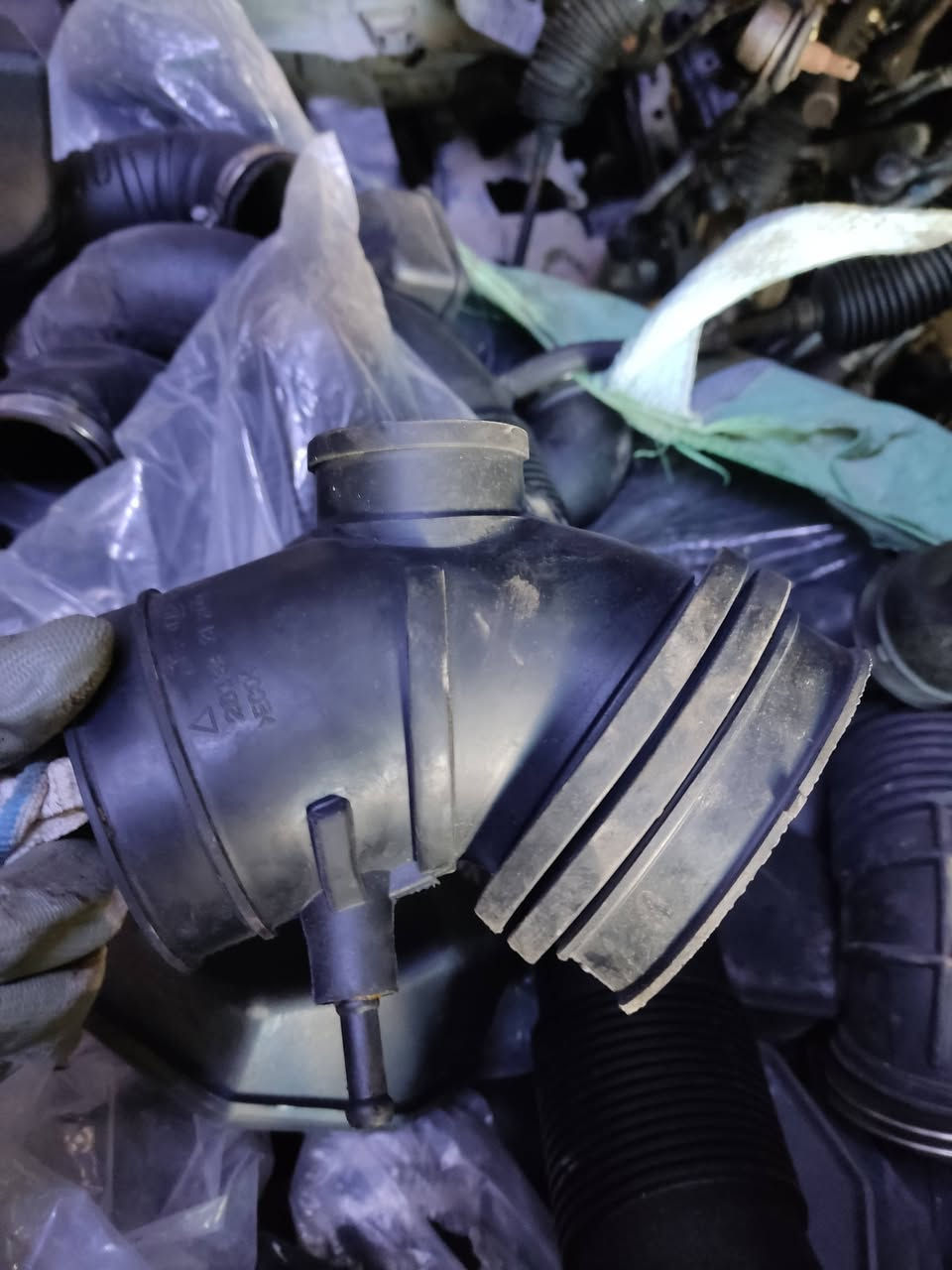 السلام عليكم ادوات كيا اوبرص
مصطفى الملكي ***********
الديوانية حي الصناعي مجمع بشار البديري
