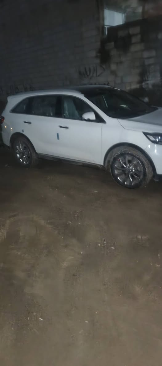 سورنتو 2018 للبيع مكان ديالى
،***********
