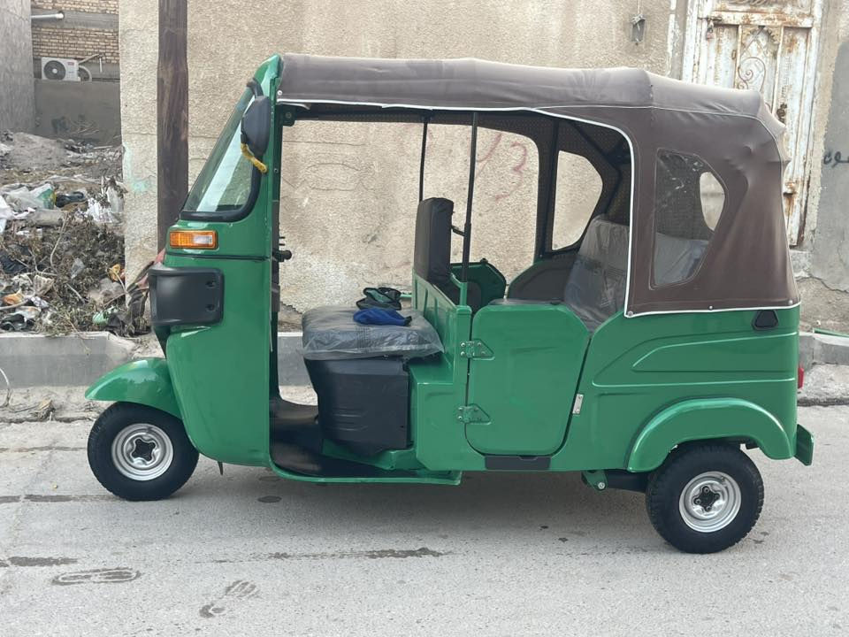 تكتك لبيع 22شهر 11مضلع رقم ذي قار نكليزي بيها ضربه بلغد وصبغ جماليه سعر 8ونص وبيها مجال بسيط ***********مكاني ناصرية رفاعي
