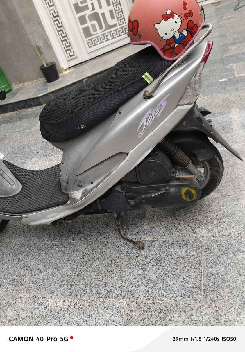 سلام عليكم للبيع ماكس منغولي لونين بلادي كلها ختم واحد ويه المكينه مال رمبه وصلها موجود مكفوله من كلشي شرط تفحص وين متريد ماشيه 47الف دراجه جديده مال جناي وبلعافيه على إلي يأخذها سعرها 775مجال كلشي بسيط
مكاني بابل مركز المدينه 
***********
