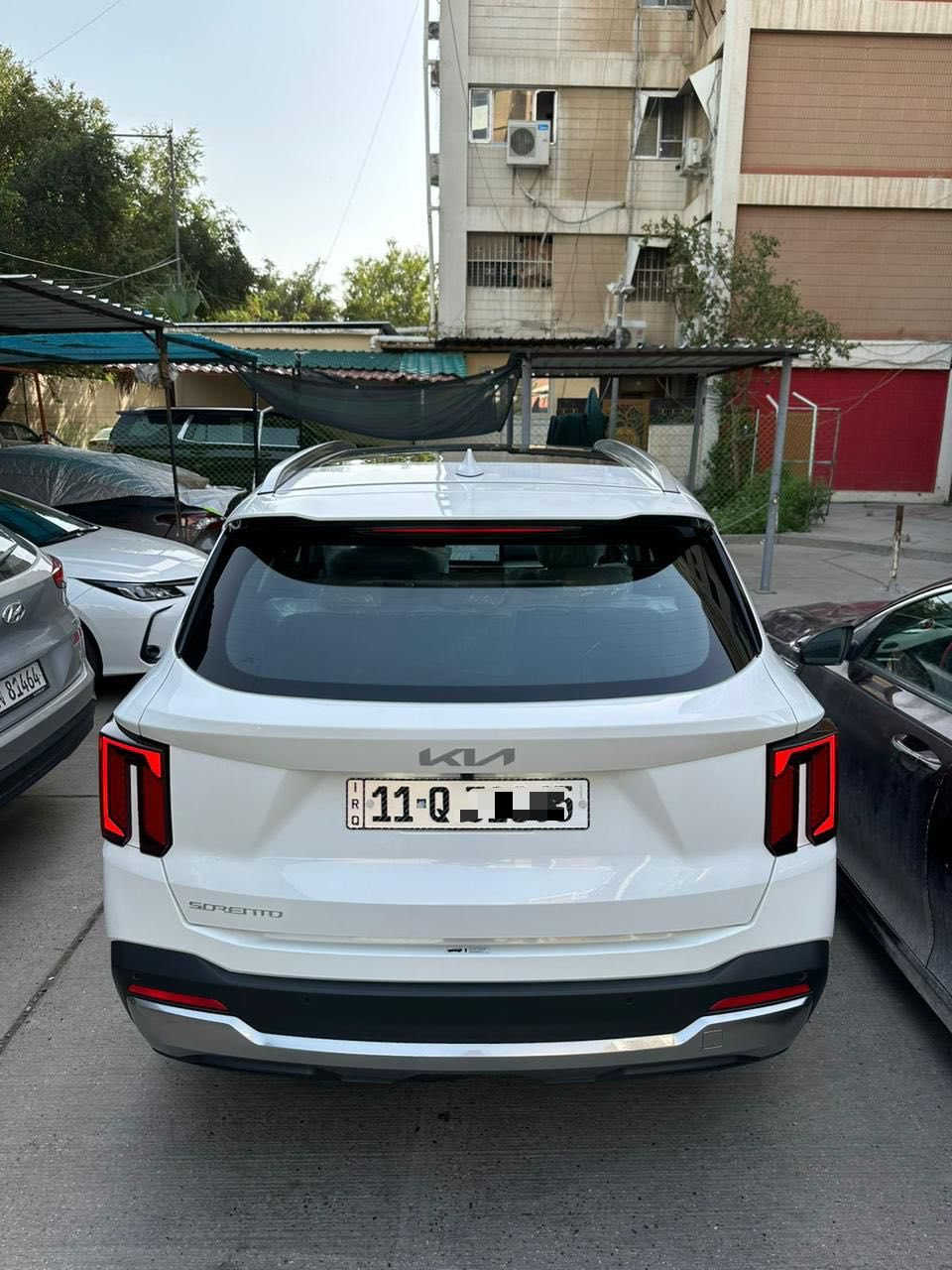 سورنتو 2024 خليجي 6 سلندر
ماشيه32 مكفوله كفاله عامه من كلشي 
بانورما ويل 20 داته شو 
كراسي كهرباء +شاحن واير ليس 
جنطه كهرباء كشنات الخلفي كهربائي قلاب 
كير موس سايد بريك دكمه اوتو هولد  بعد بيه هواي موصفات 
للاستفسار *********** باسمي تحويل ثاني يوم مكانها بغداد
