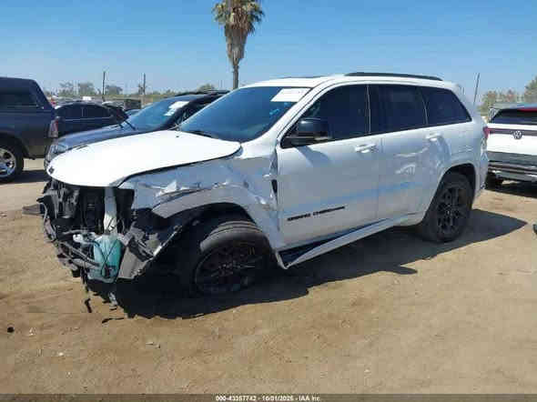 سلام عليكم 
جيب لمتد اكس موديل 2021 فووول موصفات الحادث موضح الصور 
مده الوصول شهرين  واصل بغداد يوسفيه على المشتري بس ترقيم وتصليح ابيع على حادثها  
السياره طابه بكتاب دبلوماسي 
السعر 240ورقه واصل بغداد اليوسفيه 
عنوان المكتب شركه المصطفى للمزادات الامريكيه العنوان بغداد المنصور قرب البرج الاتصال 
***********
***********
