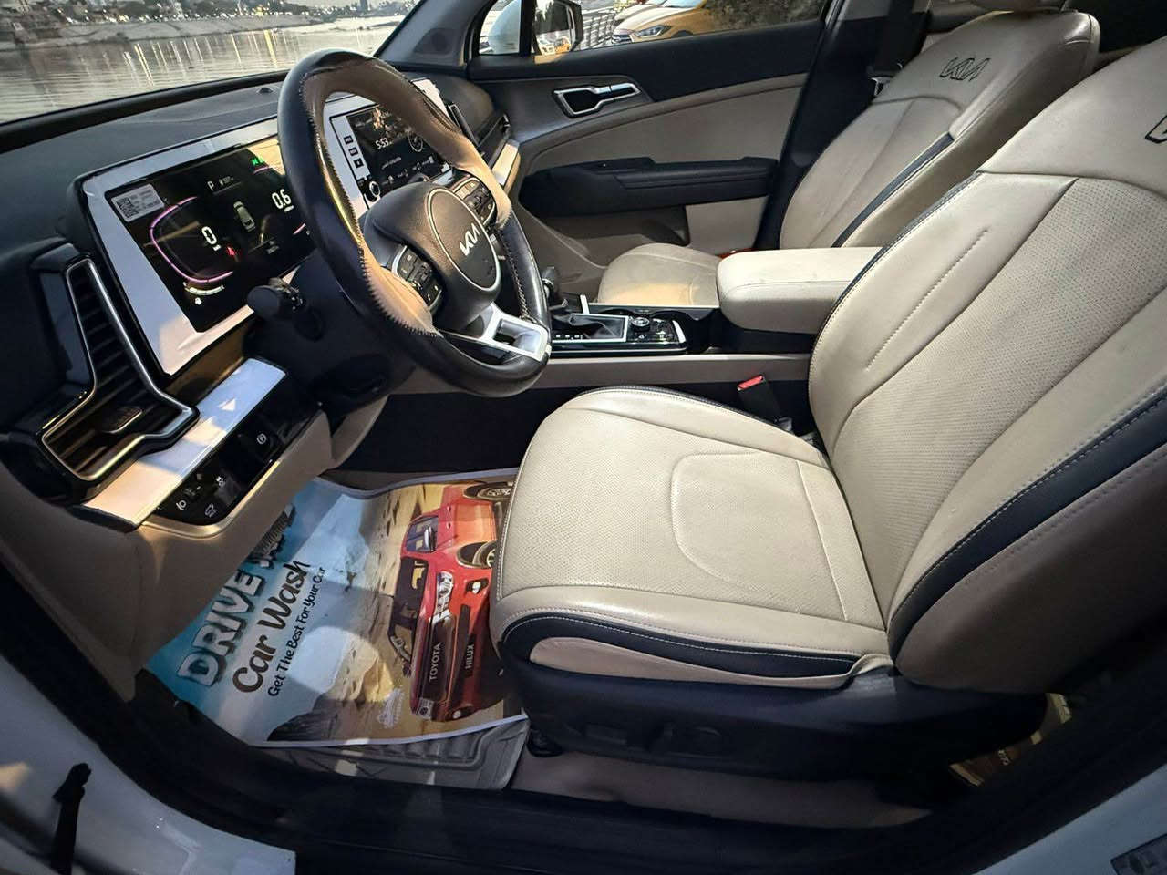 سلام عليكم
كيا سبورتج 2025 خليجي وكالة N/M مكفولة فول مواصفات
المواصفات
بنوراما 
بصمة تشغيل وبصمة ابواب 
مري شفط
كشنات جلد كشنات كهرباء
تدفئة كشنات
حساس امامي خلفي
رادار جانبي
جنطة كهرباء 
ويل حجم 19 انج
السيارة مكفولة كفالة عامة من الشخوط والرصعات 
للاستفسار 
*********** بغداد, العراق
