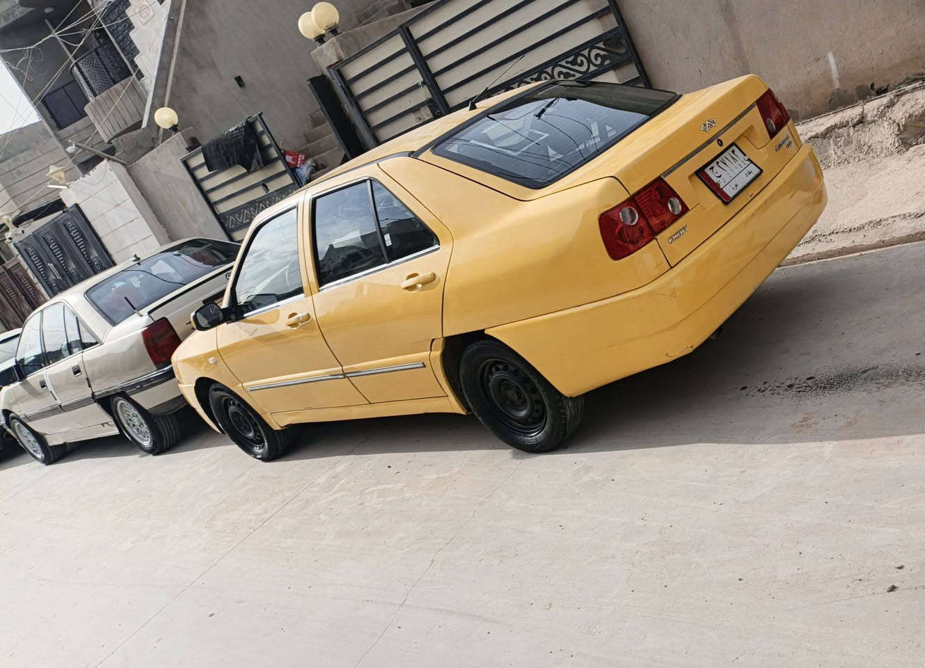 شيري كوين موديل 2010 للبيع كشر لا خياس ولا تعمير بلادي بدون صبغ وخياس سيارة نضيف كلش محرك كير شرط تخم تاير 80 بالميه صدر 80 بالميه سيارة جاهز للشغل مال بيت مكاني كركوك حي بدر ‏‪***********‬‏ سعر 27 وبي مجال
