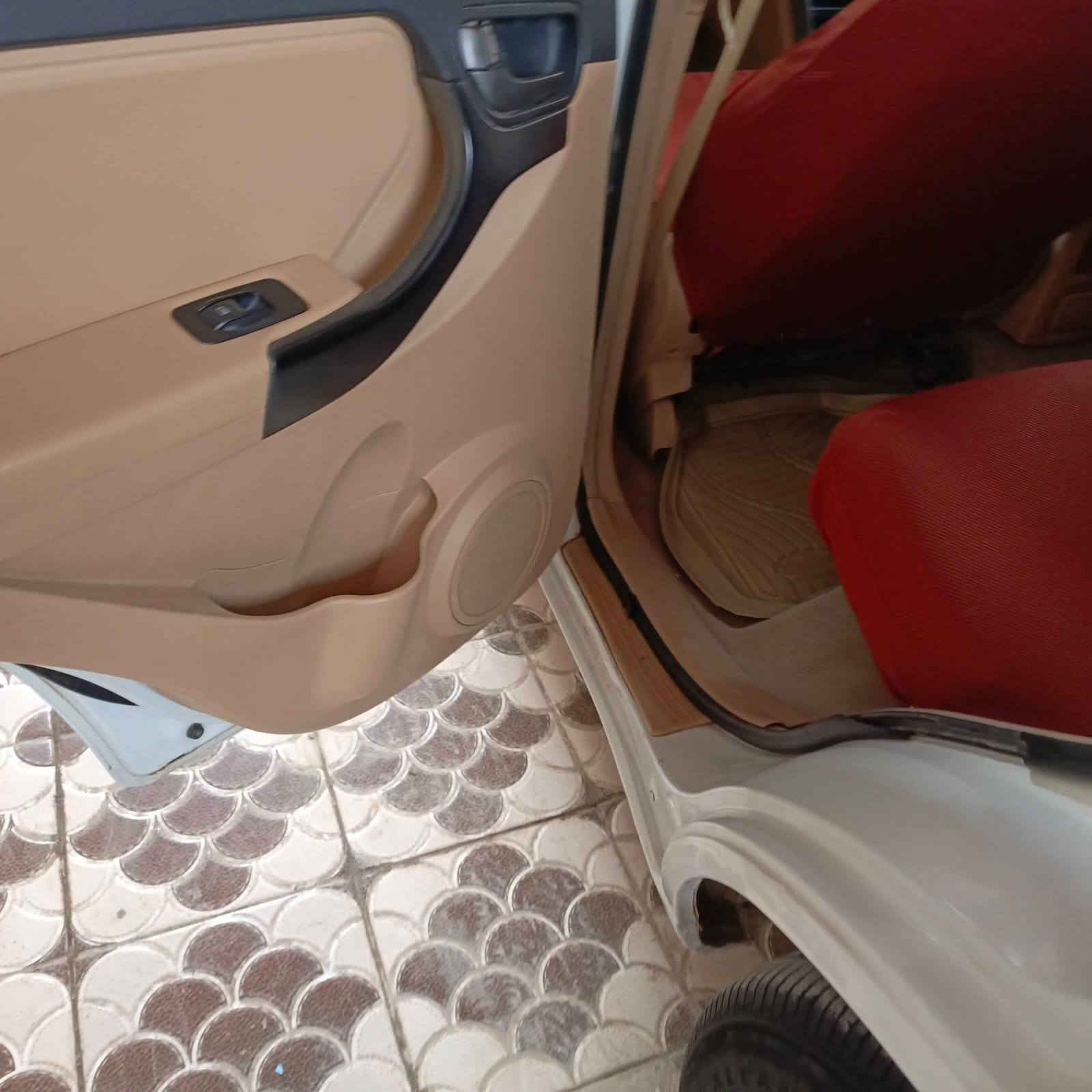 للبيع 13سعر 50 قادسيه مشروع وطني تحويل ثاني يوم /***********
