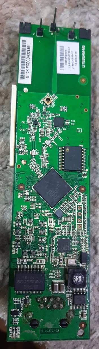 صيانة اجهزة الانترنت
بوربيم
لايت بيم
عاكسة لاتعمل نهائيا او الانترنت يفصل 
اذا عندك صحن انترنت
العطل
لايعمل نهائيا
او الانترنت يفصل ويعود
او الجهاز ارستر
او الجهاز اشارتة عالية
هذة واحد من الاجهزة التي تتم صيانتها يوميا
هذة جهاز لايت بيم الجهاز تعرض لاكثر من عطل بنفس الوقت
نزول ماء وفولتية عالية علية
تم تبديل ايسي اللان
واعادة صيانة الجهاز بطريقة علمية حقيقية
وتم فحص الجهاز بشكل كامل داخل الورشة والتأكد منة
الوسام لصيانة الاجهزة الالكترونية
العنوان داخل قرية اللزاكة
المهندس سالم الحمادة ***********
