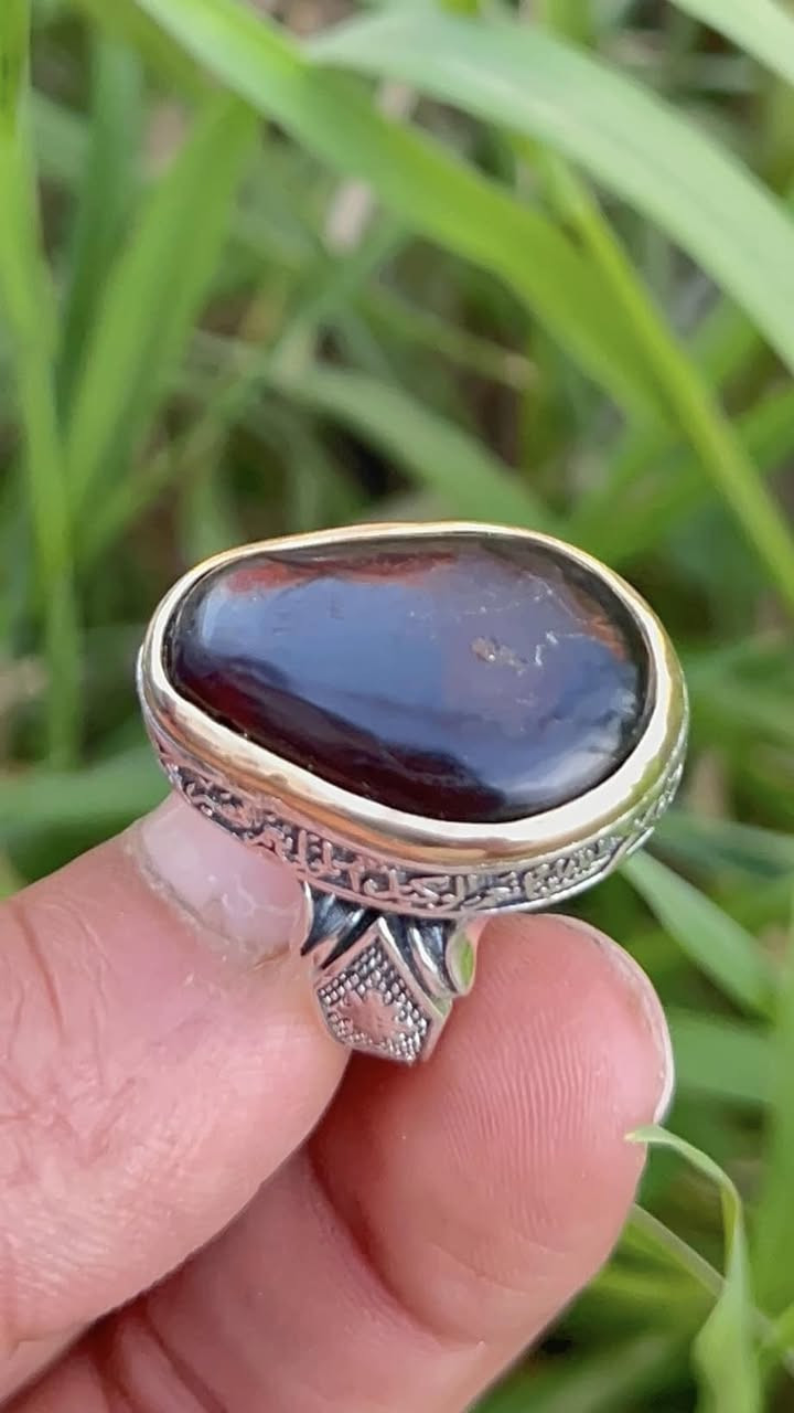 رمضــان كريم // وفطـوريكم ويانه احلا 
العقيق اليماني صياغه يدويه 
للاستفسار *********** 
كنوز العراق للأحجار الكريمة
