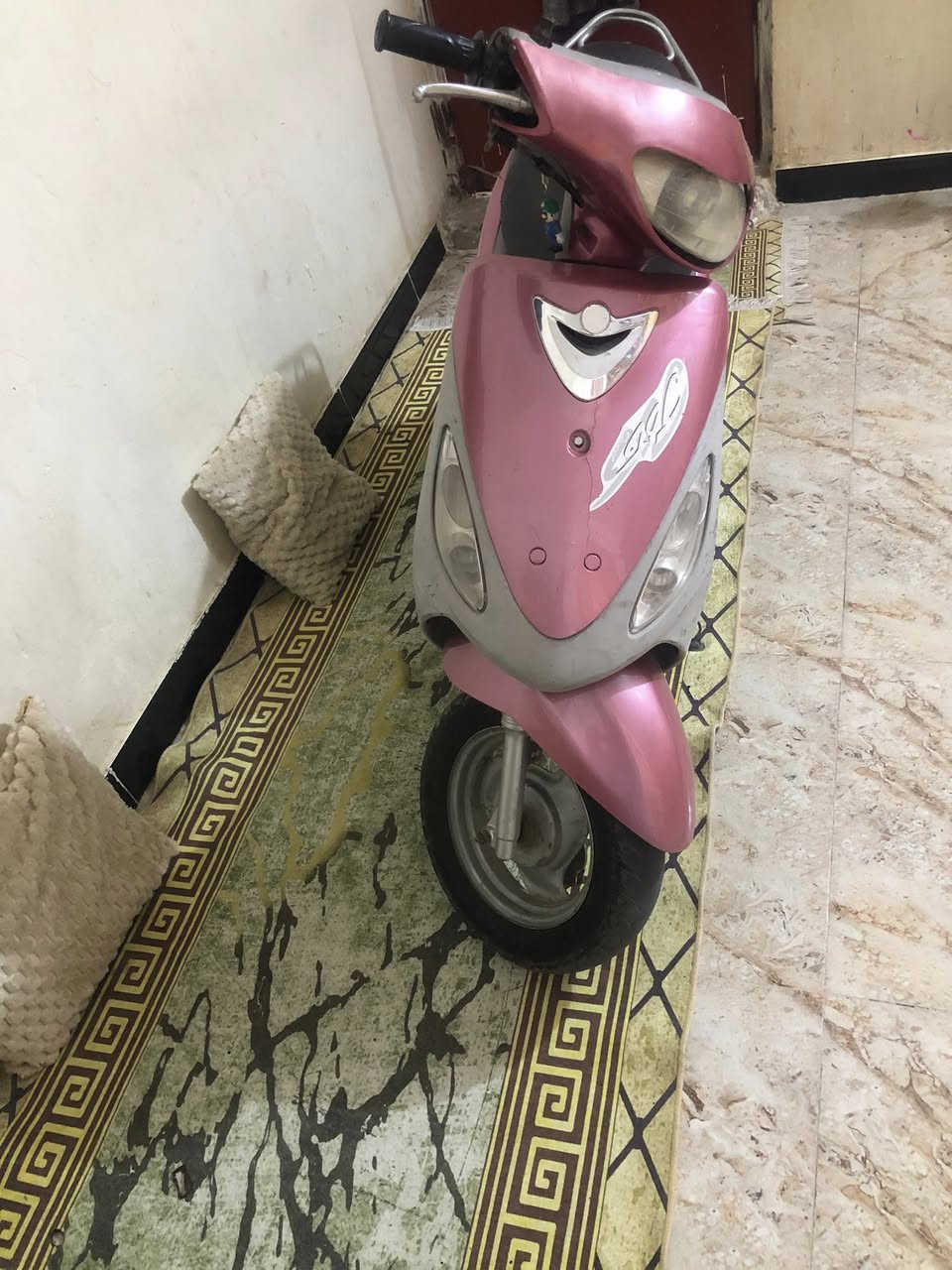 السلام عليكم ماكس منغولي للبيع او مراوس دراجه نظيفه محرك اخرس كهربائيات كامله سلف هورن لايت بك لايت اشاير عداد كله شغال سرعه 120دراجه مكفوله سعر 550اتصال ***********
