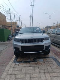 موديل ٢٠٢٤ • ٧ راكب • رقم بغداد شهداء