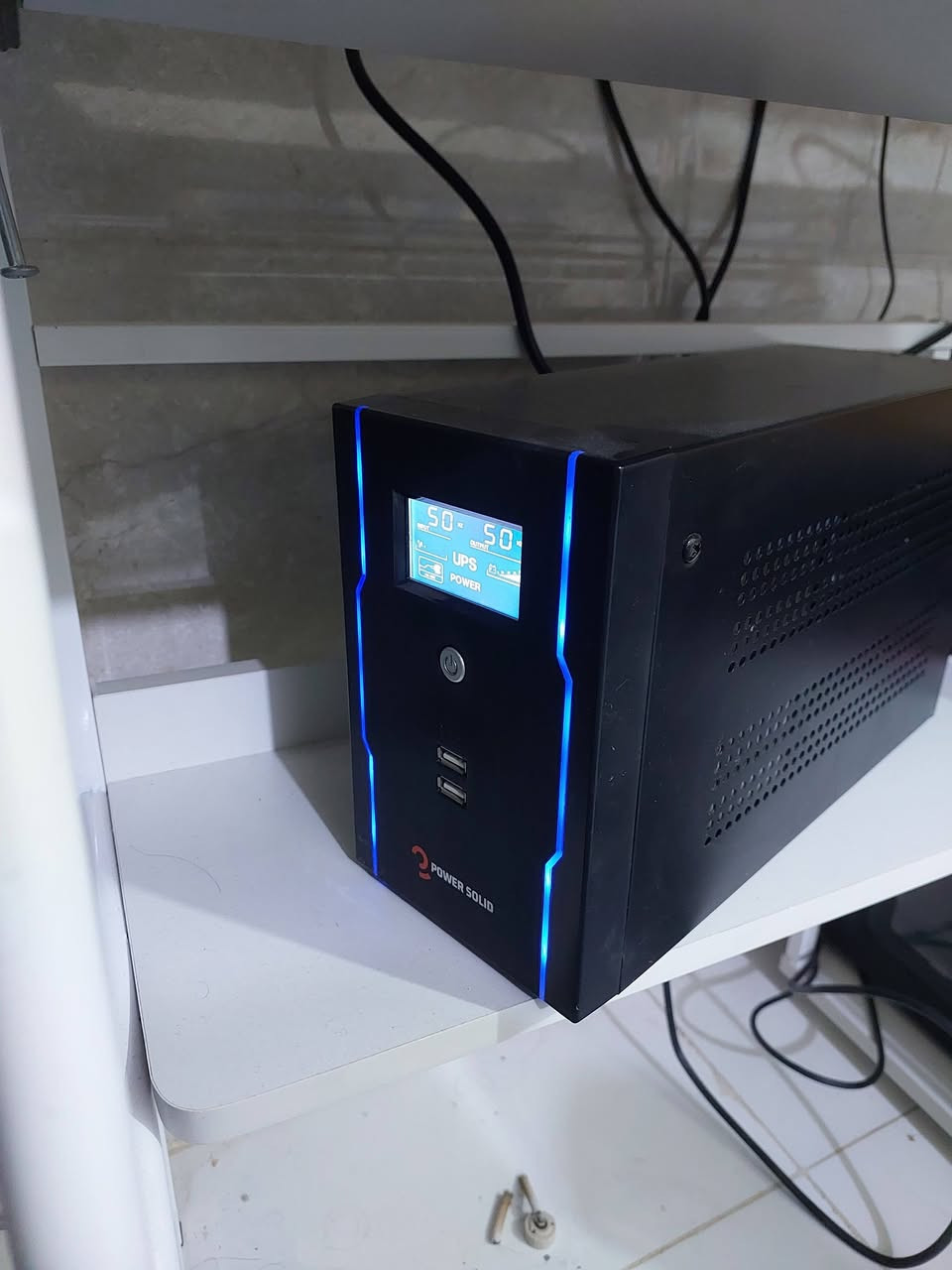 سعر 270 مكاني كربلاء انتصال او واساب ***********
........................................................................................................................
مواصفات الكيس:
المعالج: Intel Core i3-7100 (الجيل السابع)
كرت الشاشة: GTX 1050 Ti 4GB
الرام: 12GB DDR4
التخزين:
SSD 256GB
HDD WD Blue 1TB
HDD WD Green 500GB
هارد 500GB قديم لخزن الوسائط فقط
باور سبلاي : 500 w
.......................................................................................................................
UPS Power Solid 1000VA Gaming
عمره سنتين
يشغل الكيس وحده 5 دقائق
يشغل الجهاز كامل 3 دقائق
فقط يحتاج تبديل بطاريات نوعية زينة ويرجع يشتغل 35 دقيقة تقريبًا
ملاحظه/ مفتوح مره وحده لغرض التنظيف من الغبار ينظف كل سنه ونص
.......................................................................................................................
الشاشة:
LG19 إنش
الدقة: 1440×900p
التردد: 75Hz
قديمة لكن شغالة تمام
....................................................................................................................
جهاز يشغل ألعاب ثقيلة بدون مشاكل
مثل: Call of Duty: Warzone – Dead Island 2 – GTA V – Resident Evil 8 – Red Dead Redemption 2 – Far Cry 6 – God of War – وغيرها
الحرارة لا تتعدى 70 درجة حتى بالصيف تنظيف كل أسبوعين ببلور وفرجة دقيقة القطع نظيفة، مو مضروبة، وما مفتوحة نهائيًا خصوصا كرت الشاشه .............................................................................................................
