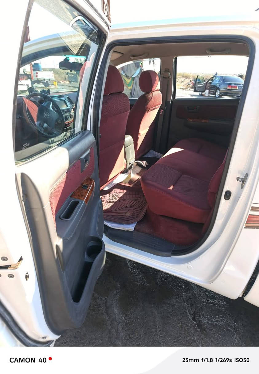 للبيع افلاونزه رقم ميسان رقم مميز جيد اكويتي شاصي 19 موديل 2014 سياره جديده هاذه رقمي ***********
