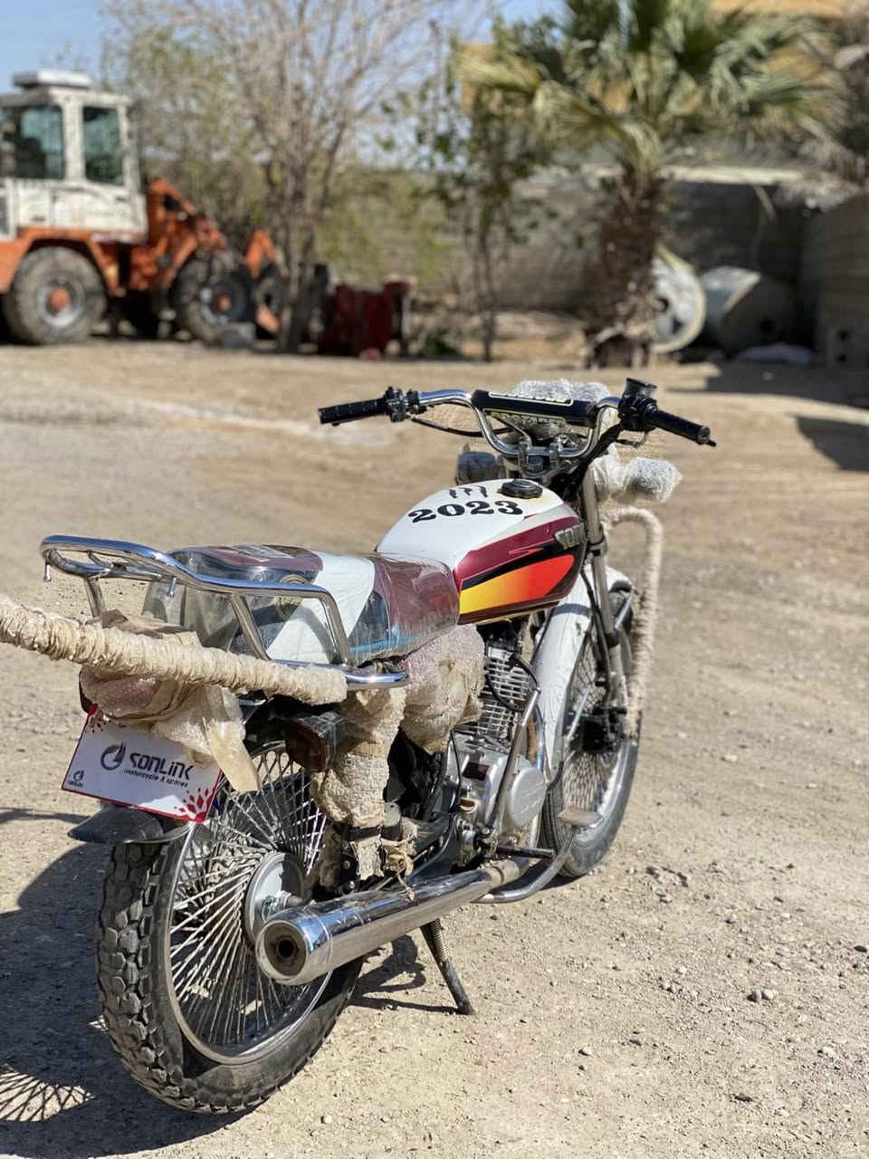 عندی دراجە للبیع السعر 550بی مجال منفیس رقم الاتصال ***********
