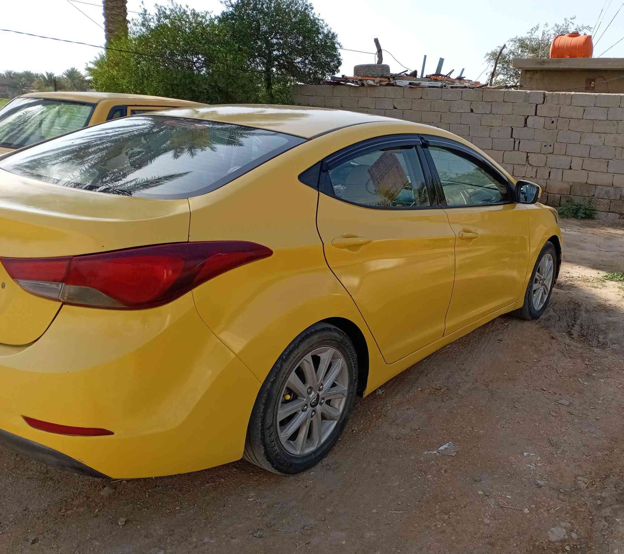 السلام عليكم النترا 2016 وارد حادثها فقط بنيد نفسه مصلح بدون واهنا كرد جاملغ وشوي  بداية الباب مال السايق بوقتها خليته يبدلهم ما صلحتهم السيارة بدون داخل رقم بابل مكانها بابل تقاطع العلوية شريفه بنت الحسن
معروضه ب 114
 وبيها مجال للاستفسار يرجى الاتصال على الرقم *********** مكلف بلنشر
