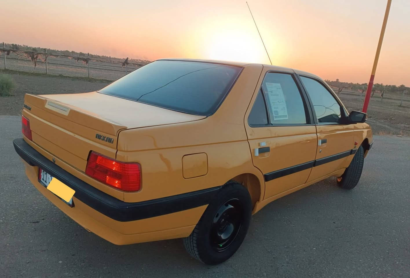 السلام عليكم 
للبيع  أقره المنشور وكلب الصور كدامك وبيك خير وتدلل 
النوع ....بيجو أكد 
الموديل...2016
الرقم ...بغداد دولي باسمي  وابيعلك عقد مروري كبل تحول 
السياره طالعه ب2017 وعله ايد وحده لسه 
الهيئه والغرامات ...0 
السياره جديده استخدام شخصي فقط 
وجاهزه من جميع النواحي كبل للشارع 
عليها سستم صوت gbl
منضومه زنون H1 العالي  شمسي +H3 للناصي يعني تكشف شارع باكمله 
حداديه امامي وخلفي جديده حته دبلات+باتري وتخم تأير 
تخم فلنجات ودسكات كله جديد 
زيوت محرك+كير+بريك+بور كله جديد 
عده صندوك كامله مال شركه 
كير مكينه ع فحص تبريد +تدفئه تجي وشوف 
السياره اكفلها من ضربه وتبديل وفتح ورصعات  وخياس 
مراوح وكتفات كله جديد يعني حماوه ماكو 
بيها رباع مصلحات مو دوسه كامله( رباع فقط) وبيها رشه بجاملغ  أمامي ربعه اثر شخط مو حادث وعندي صورته  ورشه ب هلال خلفي وسياره مصورها قبل صبغ يعني اروح وياك سونار سمكري  كهربائي وين ميعجبك تفحص عادي 
السعر 53 وشرط اذا مو نفس الصور  انطيك مخاسيرك وترجع 
العنوان الديوانية 
للاستفسار الاتصال على الرقم 
***********
