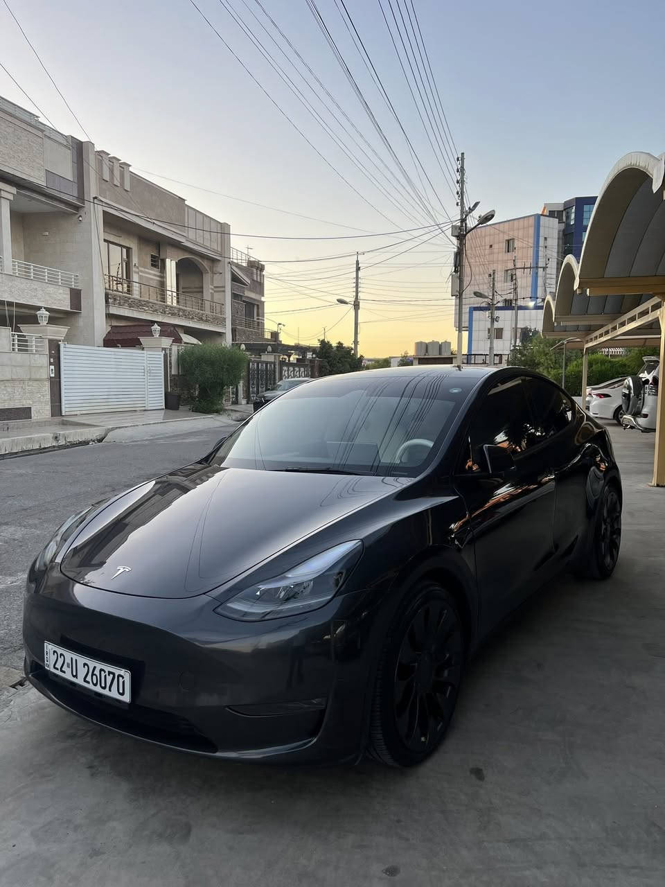 2024 TESLA MODEL Y, PERFORMANCE DUAL MOTOR ALL-WHEEL DRIVE (AWD)530HP
فول مواصفات ٢٠٢٤
دبل ماتور 
بيرفورمنس 
٥٣٠قوة احصان 
داخل ابيض بلادي 
اونلاين عليها اخير تحديث (٢٠٢٦/١٤/٦)
كونيكت ويا موبايل تتحكم كل شيء ب موبايل 
موجود ويا كارت+ ريموت كونترول بلادي سعرها ٣٠٠$ 
و شاعينة ٣٢ امبير اصلي يشتغل بدون ارضي
ماشيء فقط ١٠ الف ميل علي وضع شركة 
مرقم اربيل باسمي تحويل نفس اليوم 
بي هوية تظليل ٨٠٪؜  لحد سنة جاي 
سيارة جديدة و مصروف ربع دينار مابي اشحن و امشي بيها 
جاملغ امامي سكن صبغ بدون دواخل 
بدون ارباك ١٠٠٪؜ ارباكات شركة ماطاك ولا ارباك 
مواصفات معروفة. فول مواصفات يجي احلي من هاي مابي من نفس الموديل 
مكان سيارة 
اربيل/ هفالان قريب عن مجدي مول 
سعر سيارة 
٢٤٥$ بي مجال للشراي 
*********** واتس 
***********
