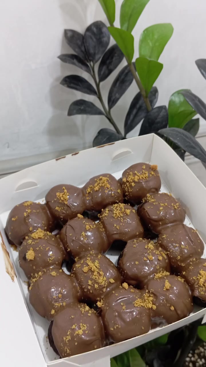 بيع مباشر وعرررض 🔥🔥💯🔥🔥 
علبة كيك بوب نوتيلا 
علبة كيك حليب باللوتس 
١٠ قطع فطائر دجاج 
بسعر ١٠ فقط 💥💥💥💥🔥🔥 
للحجز رقم وعنوان خاص 💫💫💫 
#كيكاتي #عروض #فطائر 
#اكسبلور_فولو_للبيج❤️ #معجنات


**إذا كنت صاحب هذا الإعلان وتريد حذفه لأي سبب، رجاءا أرسل رسالة إلى الدعم الفني**