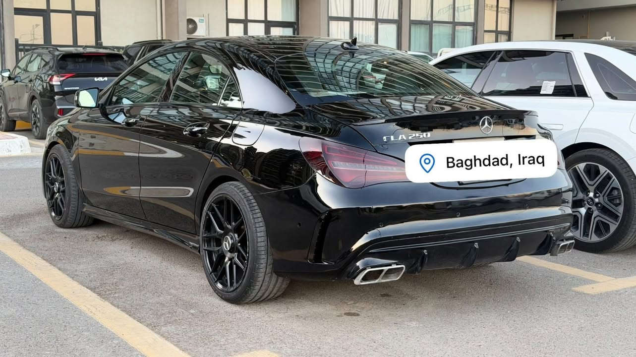 🔥 للبيع مرسيدس CLA 250 موديل 2019 - مواصفات أمريكية 🔥
سيارة نظيفة جدًا ومتكاملة من كل النواحي، جاهزة للاستخدام بدون أي مصروف.

✅ المواصفات:
• Mercedes CLA 250
• موديل: 2019
• محرك: 2.0 Turbo
• 4 سلندر
• جير أوتوماتيك
• الممشى: 100,000 كم
• اللون: أسود
• داخلية جلد
• 5 مقاعد

✨ الإضافات والمميزات:
✔ كت AMG كامل
✔ ليتات LED كاملة
✔ شاشة
✔ كاميرا خلفية
✔ رادار + حساسات
✔ بصمة + Smart Key
✔ مثبت سرعة
✔ مراقبة النقطة العمياء
✔ تدفئة مقاعد
✔ مقاعد كهربائية
✔ 6 وسائد هوائية
✔ Apple CarPlay
✔ لوحة قيادة رقمية
✔ إنارة محيطية

📌 حالة السيارة:
✅ السيارة باسمي وتحويل ثاني يوم
✅ الهزة والسنوية جديدة قبل كم يوم جددتها
✅ السيارة كاملة من كل شيء وما بيها أي نقص
✅ بدون إيرباك أو شواصي
✅ شرط الفحص الكامل

📍 الموقع: أربيل / بغداد
📞 للاستفسار: ***********
