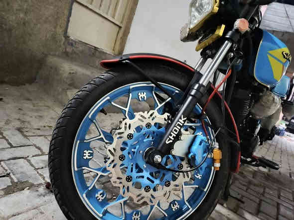 سلام عليكم دراجه سيفان سونك 5 كير موديل 2025 وراق كامله كمرك مكينه 200 سيسي عنبارين ماميات تايرات جوبلس دراجه بعدهي عله وضع شركه مكفوله كفاله عامه سعر 750 قفل قفل لعنوان بغداد مدينت الصدر رقم *********** شراي يخابر
