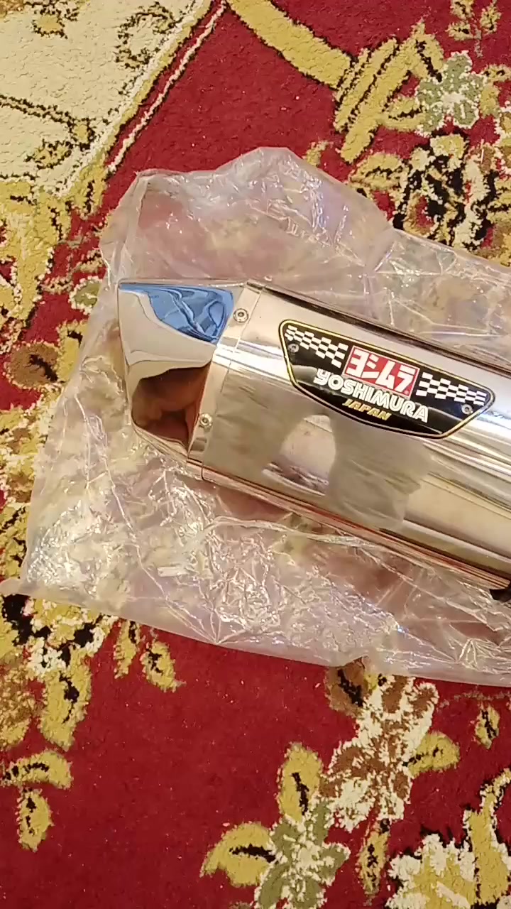 سلام عليكم لبيع صالنصه اصليه يوشي مارة جديده مشدوده بس مروه وحده ترهم ع 2011/ 2014 /2017 نضافه كدام عينك مكاني بغداد سعر خاص 
رقم هاتف ***********
