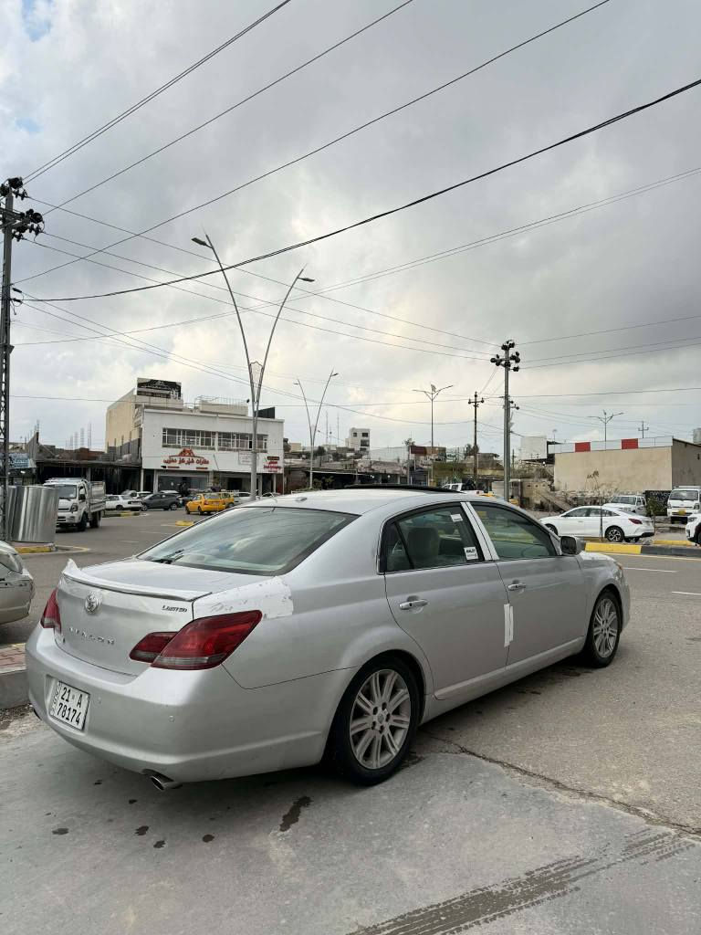 کوردی///عربی
ئەڤەلۆن ٢٠٠٩ خلیجی فوول سڵاید و کوشن سارد و گەرم سەیارەکە لۆک لۆکە ١٧٧ کم ڕۆشتوە و بئ بۆیاخە دەعامیەکانیشی بۆیاخی نیە ٣ پەڵە ساردی هەیە گێڕ و مەکینەی نەکراوەتەوە هەموی بەشەرت بیلادی خۆیەتی و نەگۆڕاوەیشە سەنەوی تا ٣٠ تازەیە بیانو بڕەیە و وەسفی ناوێ لەبەر چاوە
سعری خوار بازاڕ ١٣٣ گەڵا و معامەلەیە کەم
***********

ئەڤەلۆن ٢٠٠٩ خلیجی فوول کشنات تدفئه سيارة بدوون صبغ ٣ اماكن بارد بس 
كير محرك مامفتوح مكفولة ماشي ١٧٧ كم سنوي هزة جديدة باسمي  ٢٠٣٠  سيارة ما يرادله وصف 
سعر جوه سوك ١٣٣ ورقة
مكان سيارة سليمانية 
*********** السليمانية, العراق
