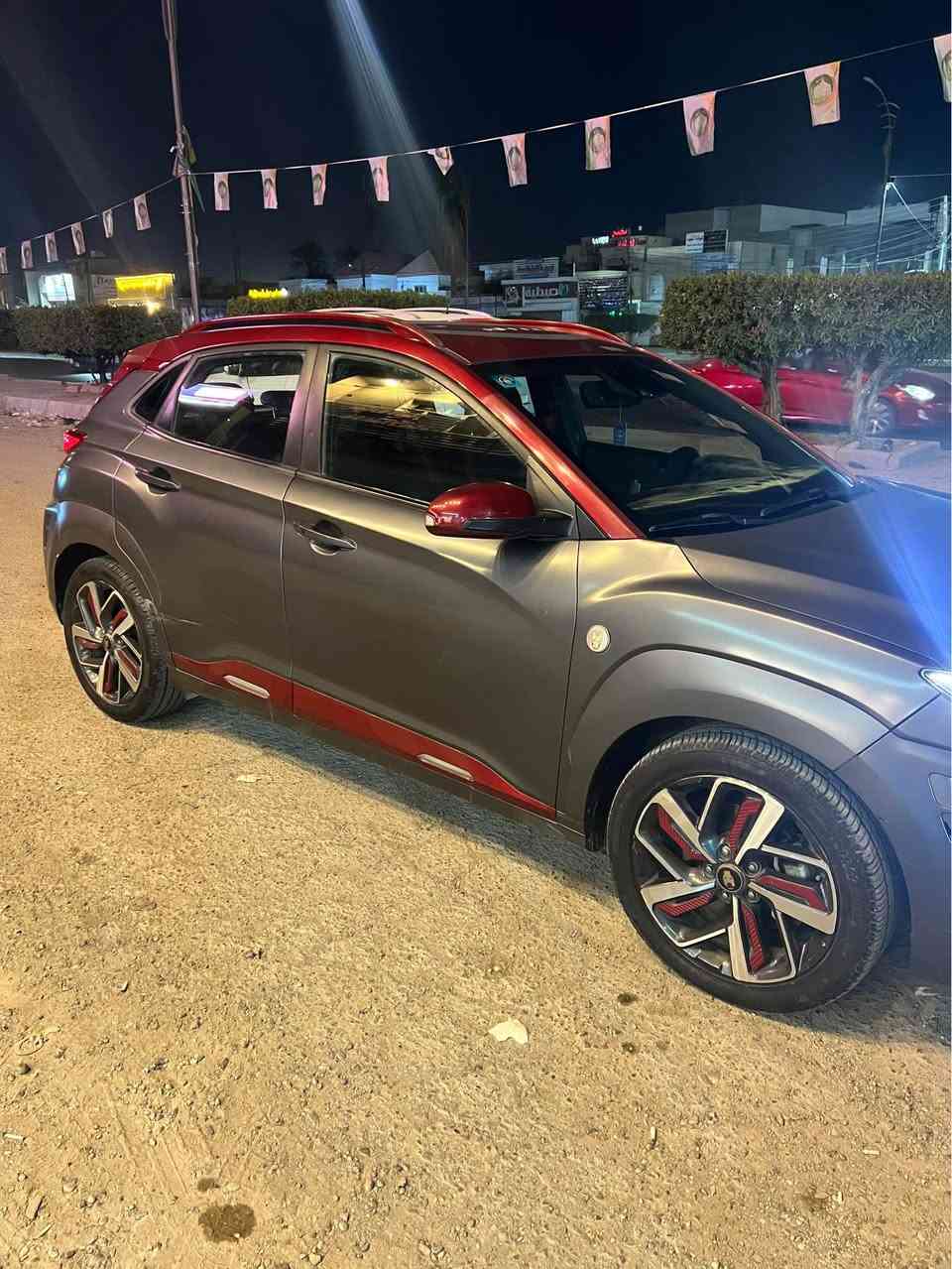 هونداي كونا ٢٠١٩ فول ١/١ بدون حادث ماشية ٩٩٠٠٠ كيلو متر السعر ١٣٥ رقم الموبايل ( *********** ) مكانها بغداد الغزالية شارع البدالة بغداد, العراق
