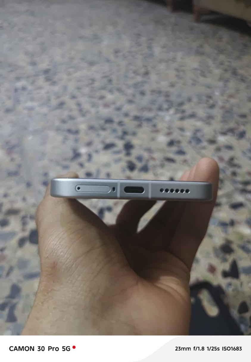 جهاز poco x8 pro الجهاز جديد شاريه قبل 10 ايام نضافة 100% بطارية 100%
ذاكرة 512 رام 12 

معالج dimensity 8500 ulta يشغل ببجي 120 فريم ثابتة 

شاشة اموليد 68 مليار لون 

بطارية سيليكون كاربون بسعة 6500 ملي امبير شحن صاروخي 100 واط 

اطار الجهاز المنيوم ظهر الياف الزجاج 

مع اقوى معيار حماية IP69k

كامل الملحقات

سعر الجهاز 560 و بي مجال للشراي او مراوس poco f7 نضيف

مكاني بغداد حي النصر


**إذا كنت صاحب هذا الإعلان وتريد حذفه لأي سبب، رجاءا أرسل رسالة إلى الدعم الفني**