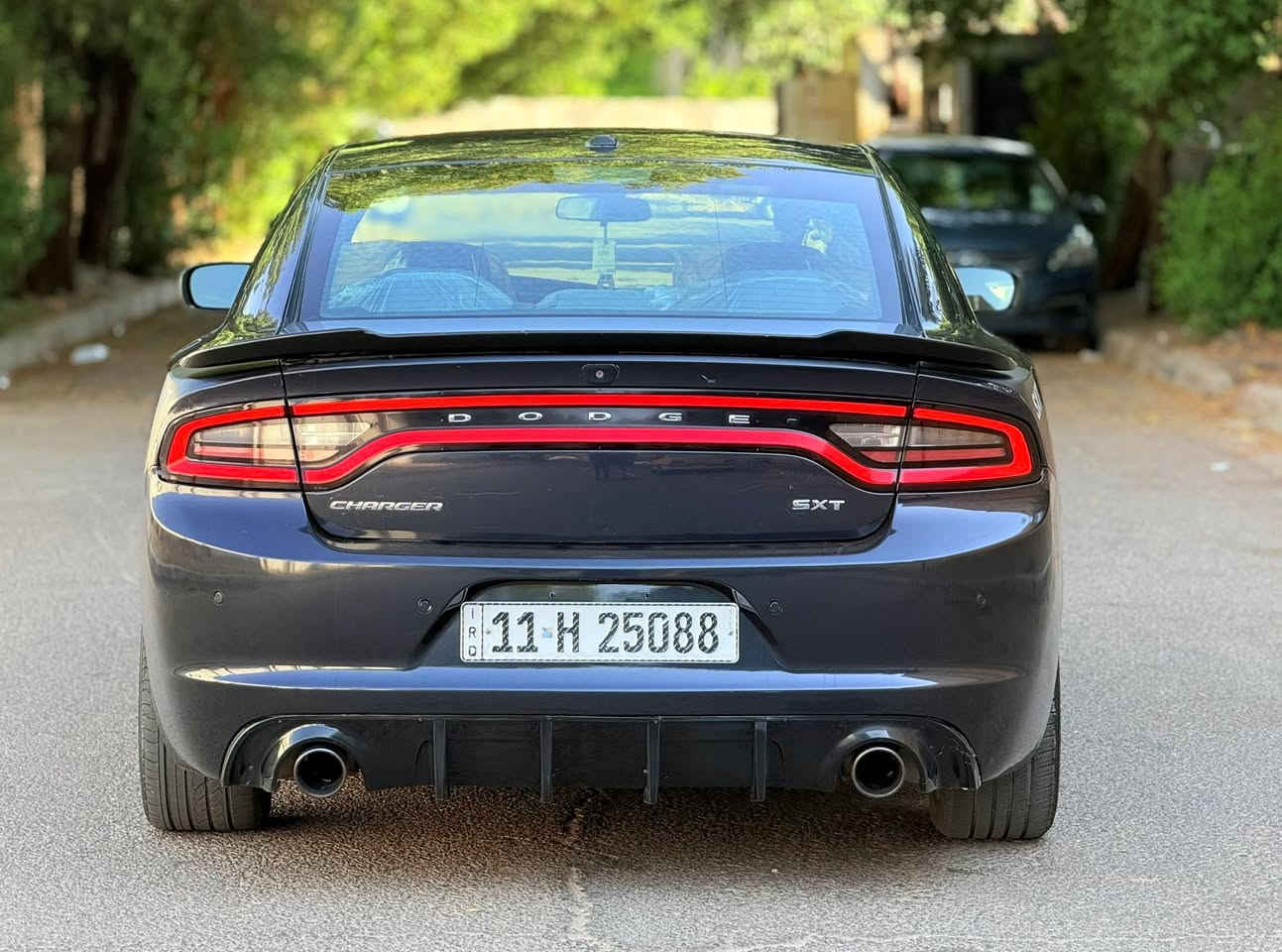 سلام عليكم
جارجر 2019 SXT مواصفاتها معروفه
وارد كندي داخله كلين بيها بنيد محدث وجاملغ صفحه عكس سايق صبغ 
باردات ثنين جاملغ خلفي وباب خلفي شي بسيط 
بدون دواخل 
سياره جاهزه كير محرك تبريد اكسل صدر تخم تاير كله جاهز
بجم محدث كامل GT عليها عدسات ولدات متغير بلبنيد والمازده 
سياره جاهزه للاخير هزه وسنويه ورقم كله جديد 
باسمي تحويل ثاني يوم 
ولا كلوب مشتغل بدشبول 
سعر ١٧٢ وبيها مجال اكيد مكاني بغداد اعظميه سبع ابكار 
***********

