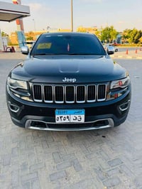 جراند شيروكي • ٢٠١٦ • ٨٠٠٠٠ كم