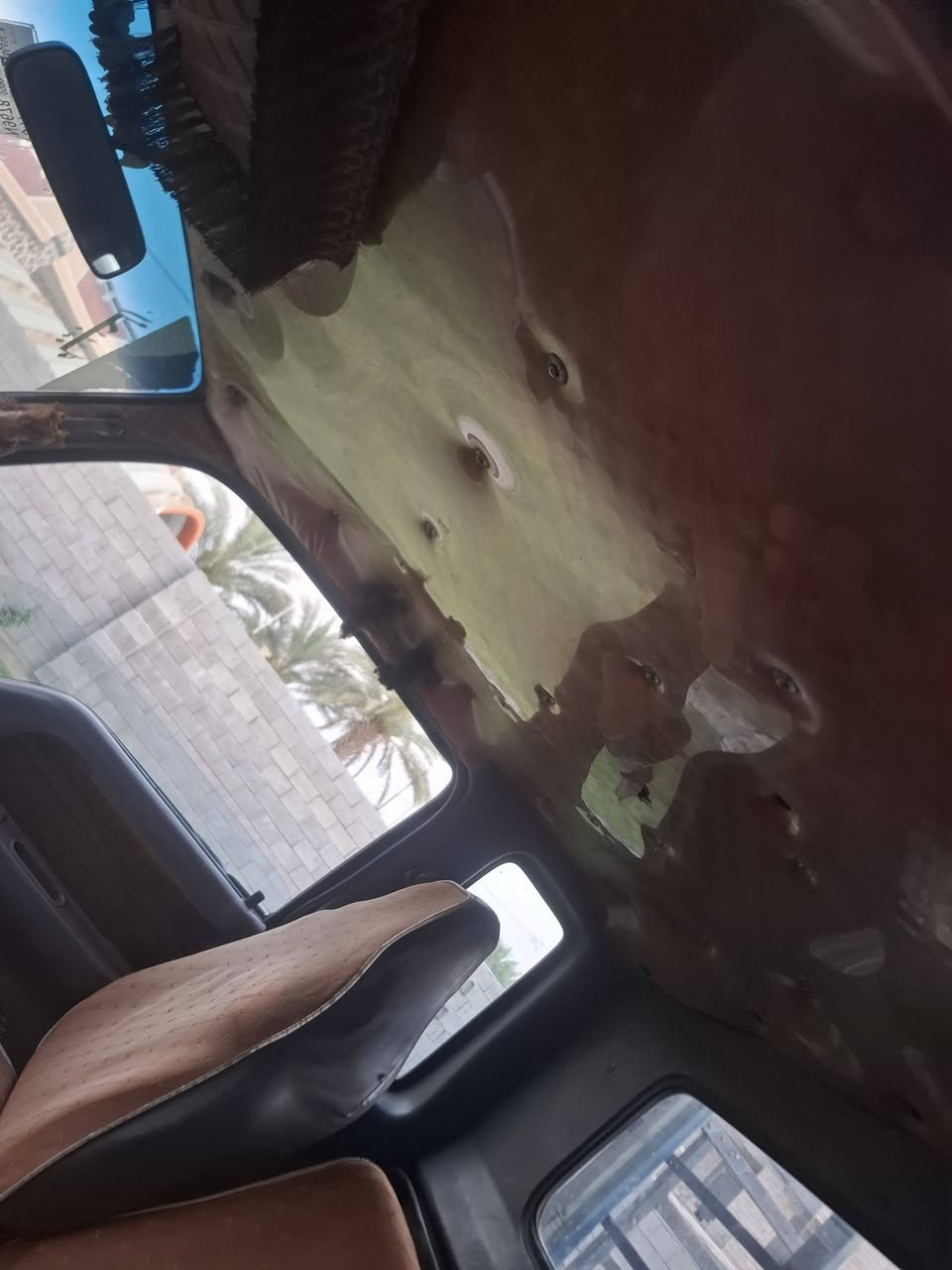 #للبيع
سلام عليكم كيه فونتيره مكفوله كير ومحرك مناقصه شي مسجل شغال تبريد بس غاز يشتغل السعر 55 وبيه مجال بسيط حك الجيه ***********
