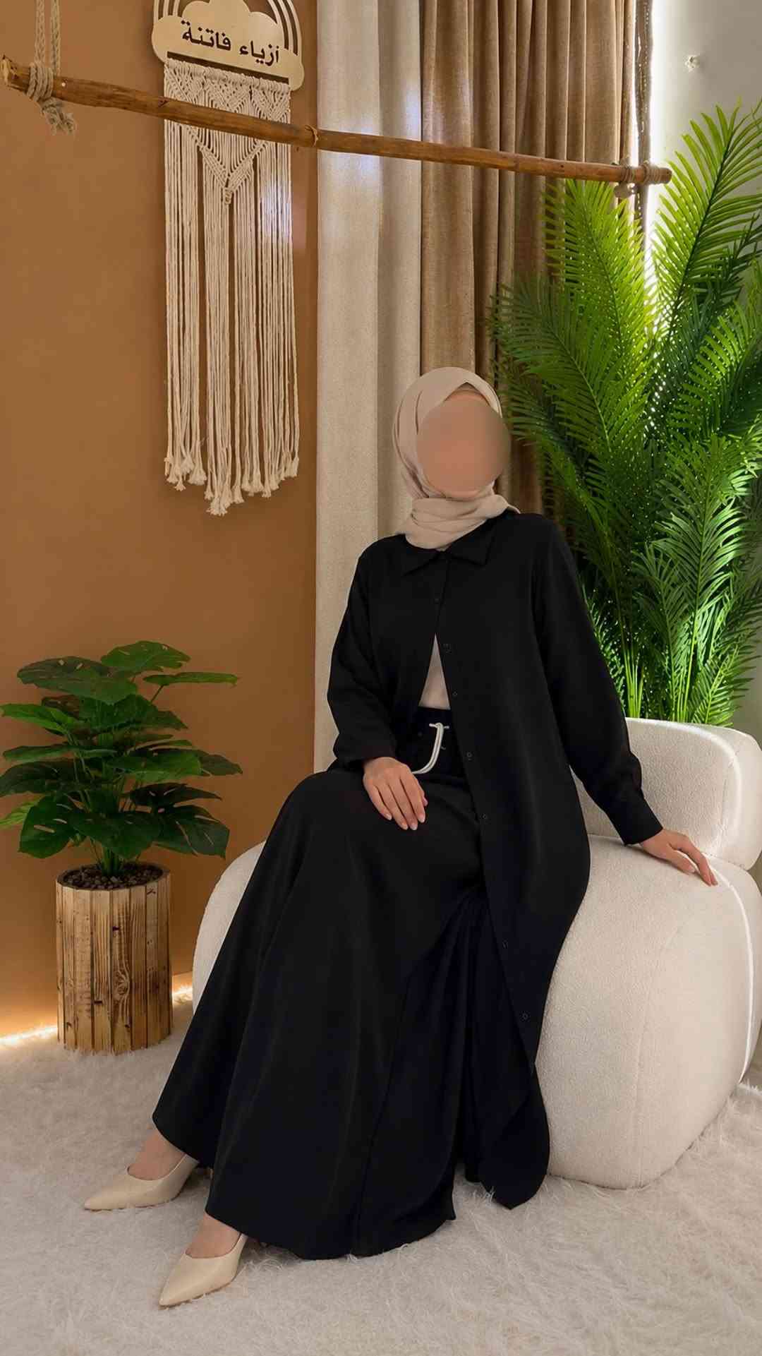 ⁨	⁨	ازياء فاتنة 
الفديو شامل لكل القمصان السودة الموجودة حالياً مع الشال هدية 🎁 
القميص والكيلوت متوفرين 
التــــــوصـيـل 5 الافــــﮯ لكل المحافظات 
مدة التوصيل 24 ســــاعة⁩⁩


**إذا كنت صاحب هذا الإعلان وتريد حذفه لأي سبب، رجاءا أرسل رسالة إلى الدعم الفني**