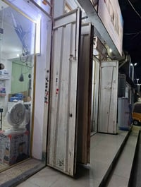 بيبان محلات 6محلات العرض 250وارتفاع 275 للبيع من عدا الجرجوبه بس البيب...