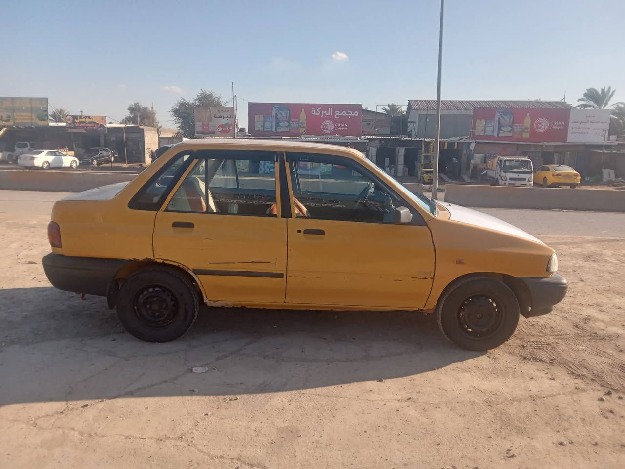 السلام عليكم
سايبا للبيع موديل2011 
رقم بغداد
هيئه وغرامات امصفره 
 سنويه تنتهي 2027 صدر جديد كير جديد
 مشط استيرن جديد تبريد شغال عوزه غاز (فقط) 
المكينه بيها تبخير 
زوج تايرات
السعر 22 وبيهه مجال 
للاستفسار الاتصال ع الرقم  ***********
