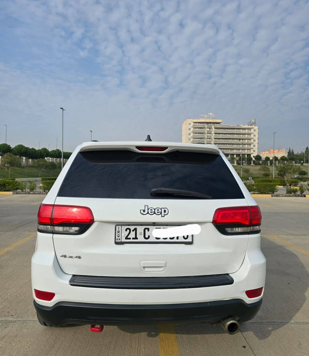 جيب گراند شيروكى 2016 مواصفات لاريدو مكفول كفال عام.🚘   ثلاث شاشات . سياره كل شرط عل وضع بلاد شريكة .
رقم تليفون صاحب سيارة👇👇
***********
🚥 ماشى 88كم . 
1_ 1_ ثلاث شاشات
2-كشن هيتر وكشن تبريت.
 3-كشن كهربا ئي .
 4-استيرن هيتر *- استيرن تحكم .
5- لايدزينون.
6-مرايا هيتر 
7-ئوتوبريك *-ئوتو ترافلايت *-ئوتوستارد.
8- 10 سماعه  
9-تبريد مركزي *-صندوق جك 
10-يدات ابيض بصمه
 11- مرايه هيتر
12- طايرات جديد شريكه سبيرمقدس مانازل .
13- ستيرن فوليوم
14 تحديد سرعه 
15- محرك وكير شرط وضمان .
كل جسم شرط عل وضع بلاد شريكة 
ملاحض/رقم جديد هزه وسنويه  كل جديد لي حد سنة 2030. أربيل, العراق
