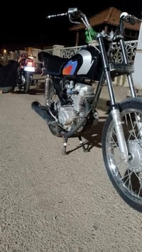 شباب دراجه لبيع اوراق اصوالي سعر 600بيهه مجال مستعجال على بيعه بس وساب...