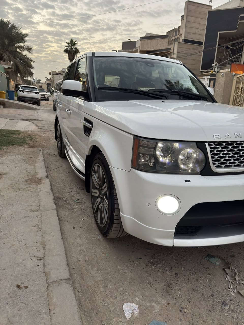 رانج روڤر 2011 سبورت
بسعر النترا السيارة حلوة ومتعوب عليها
موصفاتها معروفة 
محرك العادي المرغوب بدون سوبر
- فتحة
- بصمة 
- كشنات كهربائية + تدفئة بالكشنات الاماميه والخلفيه
- ستيرن كهرباء 
مكفولة من الضربه
- بجم زنون 
- كامرة خلفيه
- مري شفط وقلاب
5 ابواب بصمه
- دخول ذكي
- كشنات خزن 3 وضعيات
- جوبلسات تصعد وتنزل
- بالكشنات الاماميه والخلفيه
- ستيرن كهرباء 
- مكفولة من الضربه
- بجم زنون 
- كامرة خلفيه
- مري شفط وقلاب
5 ابواب بصمه
- دخول ذكي
- كشنات خزن 3 وضعيات
- جوبلسات تصعد وتنزل
***********
