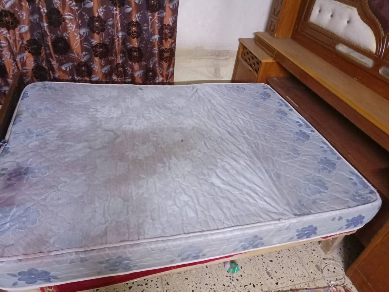 يالله 
دوشك طبي  جدا نضيف 

السعر 65
العنوان حلة ناحية ابو غرق 
شارع الامام 
مقابيل جامع الياسري  
***********
