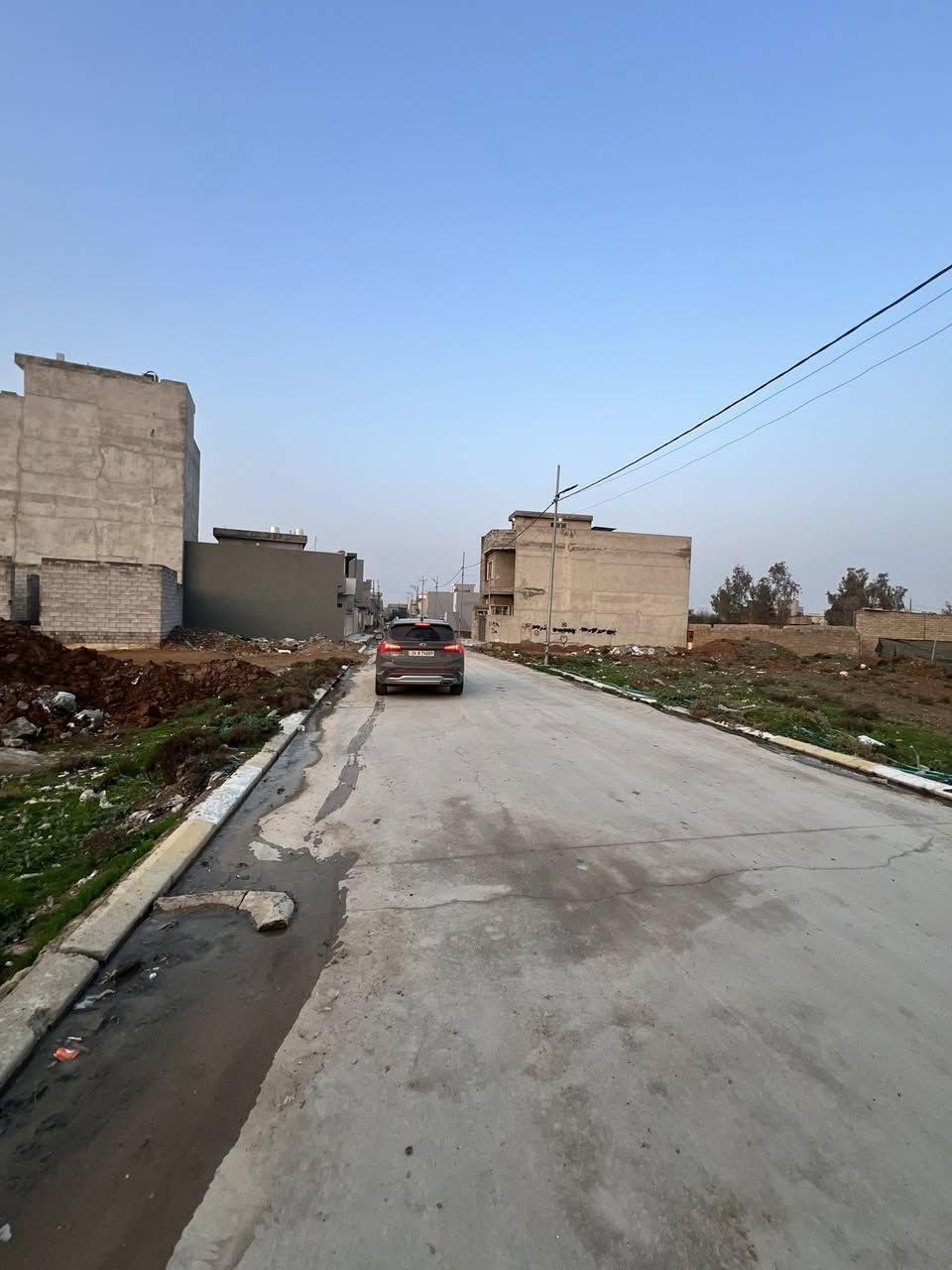 ارض للبيع حي الكندي الثانية 

جمعية النور 

مساحة الارض 100 متر واجهه 6.25 متر 

شارع تبليط 12 متر 

سعر الارض 35 وقابل للتفاوض

للاستفسار مراجعة مكتب العمران سايدين حي السكر او التواصل على الارقام التالية 
***********
***********
