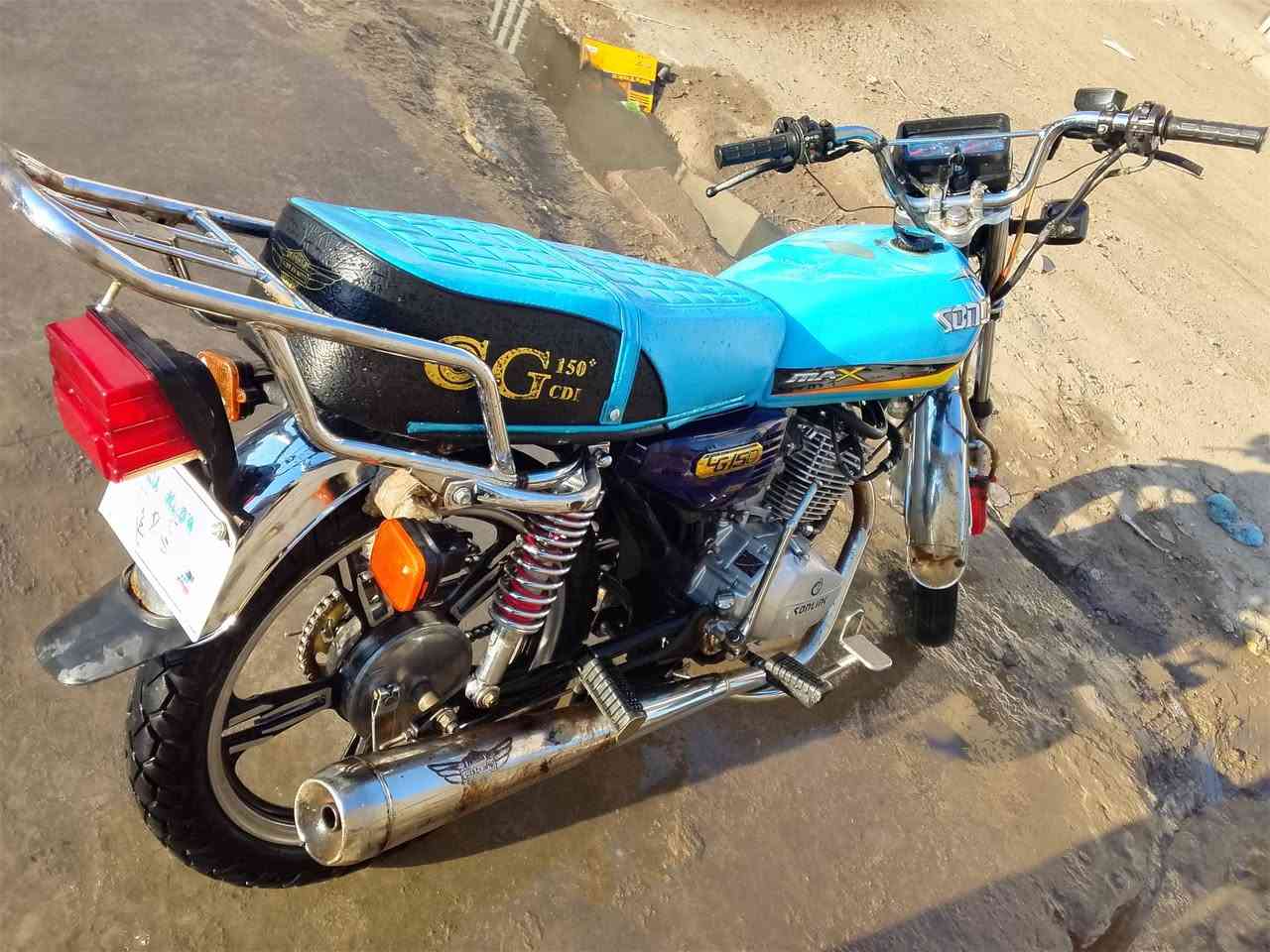 السلام عليكم ورحمه الله وبركاته
ايراني موديل ٢٠٢٣ نضيف مرتب نكره سلف بي بس خيط تبخير
السعر ٤٠٠ وبي مجال مكان الدجيل ***********
