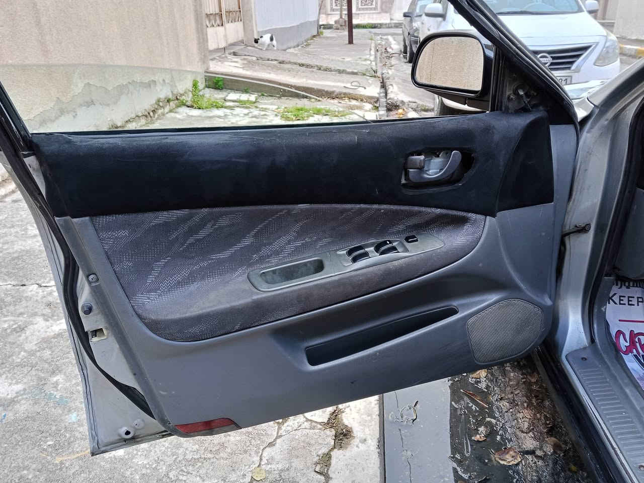 متسوبيشي گلنت موديل 2000
🔴  رقم نينوى هزة وسنوية جديدة ب اسمي . 

 🔴 محرك  4 سلندر . وكير وطخم شرط 

🔴 طخم تاير جديد + طخم ويل  جديد

🔴 4 جامات كهرب .+ شاشة وسماعات جديد . 

🔴 سنتر لوك 4 ابواب قفل مركزي + بصمتين 

🔴 مصبوغة عام جمالية شرط بدون حادث ولا بارد .

   🔴🔴   تحويل فقط . 🔴🔴

السعر 40 ورقة. 

للتواصل *********** ... *********** 

🔴 موصل حي الحدباء قبل سايدين الصورة
