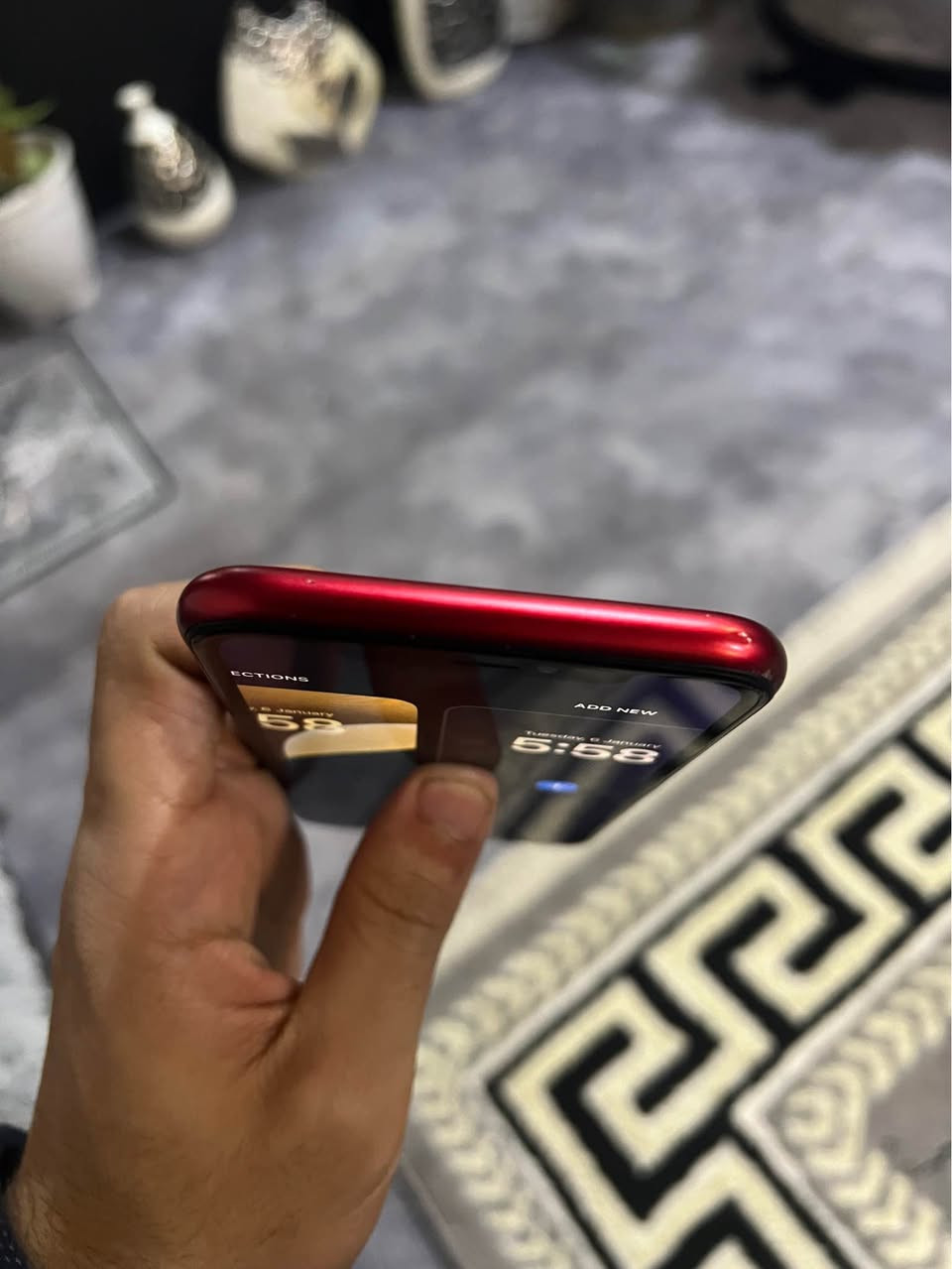 ئيكس ار 
٦٤ گيگا و پاتري ٧٨ بيلادية 
موبايلةكة زور خاوين ماوةتةوة بي كيشةية تةنها شاشةي گوراية دةرةجة يةك بةزةمان بي كيشةية 
سعري ١٣٠ هةزار قفليتي تكاية محامةلة تيدا نية 
رقم*********** أربيل, العراق
