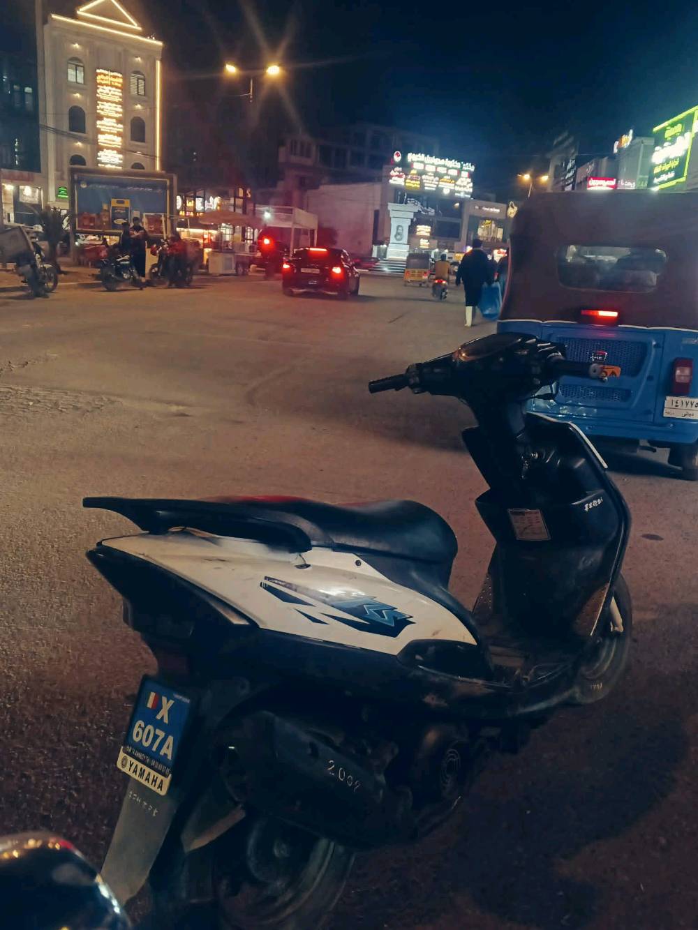 للبيع دراجة ماكس عَدله 🏍🔥
دراجة حلوة ومرتبة، استخدام شخصي
بيها نقوصات بسيطة جدًا ما تأثر على الشغل، تنذكر عند المعاينة
مكفولة من تنقيص أو تبخير
المكينة خير من الله، قوية
📍 العنوان: ديالى – بعقوبة – جرف الملح
📞 ***********
متواجد واتساب – البيع للجادين فقط
هل السكوتر يحتاج صيانة أو تصليحات معينة؟: 
لايت امامي واشاير فقط