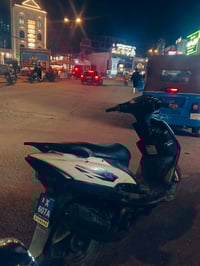 سكوتر ماكس • عدله • بعقوبة جرف الملح