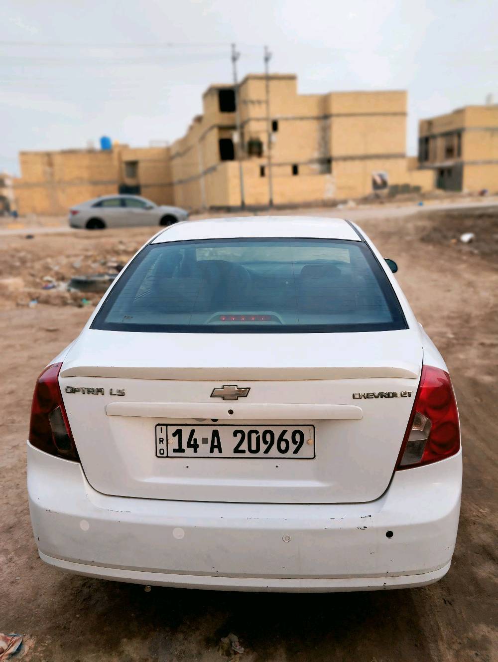 يالله.السلام عليكم . شفروليت اوبترا. السياره موديل ٢٠١١
نضيفه خير من الله .بيه منضومه غاز.+بانزين.
+منضومه زنون. كشنات جدد. تخم تاير.رقم انكليزي بصره.السياره باسمي تحوير ثاني يوم.
بيها ضربه خفيفه بلجاملغ موضح في الصوره.