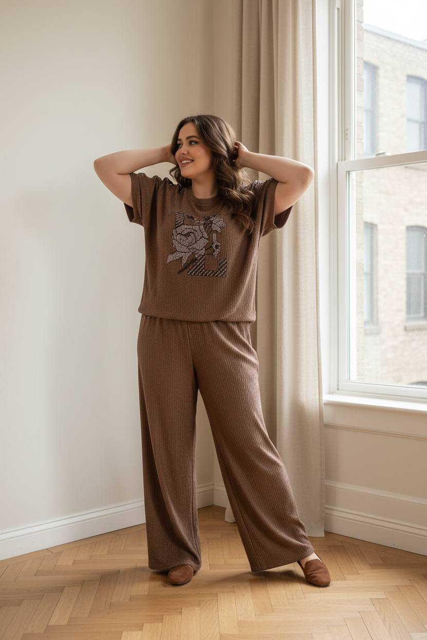 تراك كريشه ستراس خامه اصليه 🩷
نقش اصلي ثابت 
القياس استندر فري سايز وزن ٥٠ الى ١٠٠ 

السعر 8 ألاف فقط 🔥 
🔴 يوجد لدينا جمله ومفرد 

💬 للطلب والاستفسار يرجى مراسلتنا عبر واتساب 🩷 
🚚 يوجد توصيل إلى كافه انحاء العراق 6 آلاف فقط 🇮🇶


**إذا كنت صاحب هذا الإعلان وتريد حذفه لأي سبب، رجاءا أرسل رسالة إلى الدعم الفني**