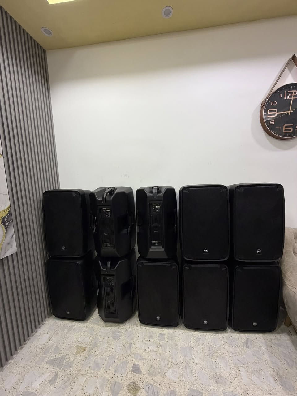 سمعات RCFHD15ايطالي اصلي مكفولات للبيع العنوان بغداد الاستفسار *********** وتساب بي
