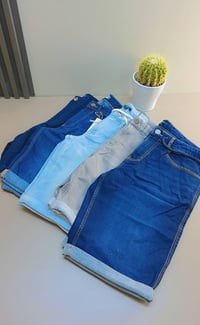 برمودا • تيشيرت كيابي • توصيل