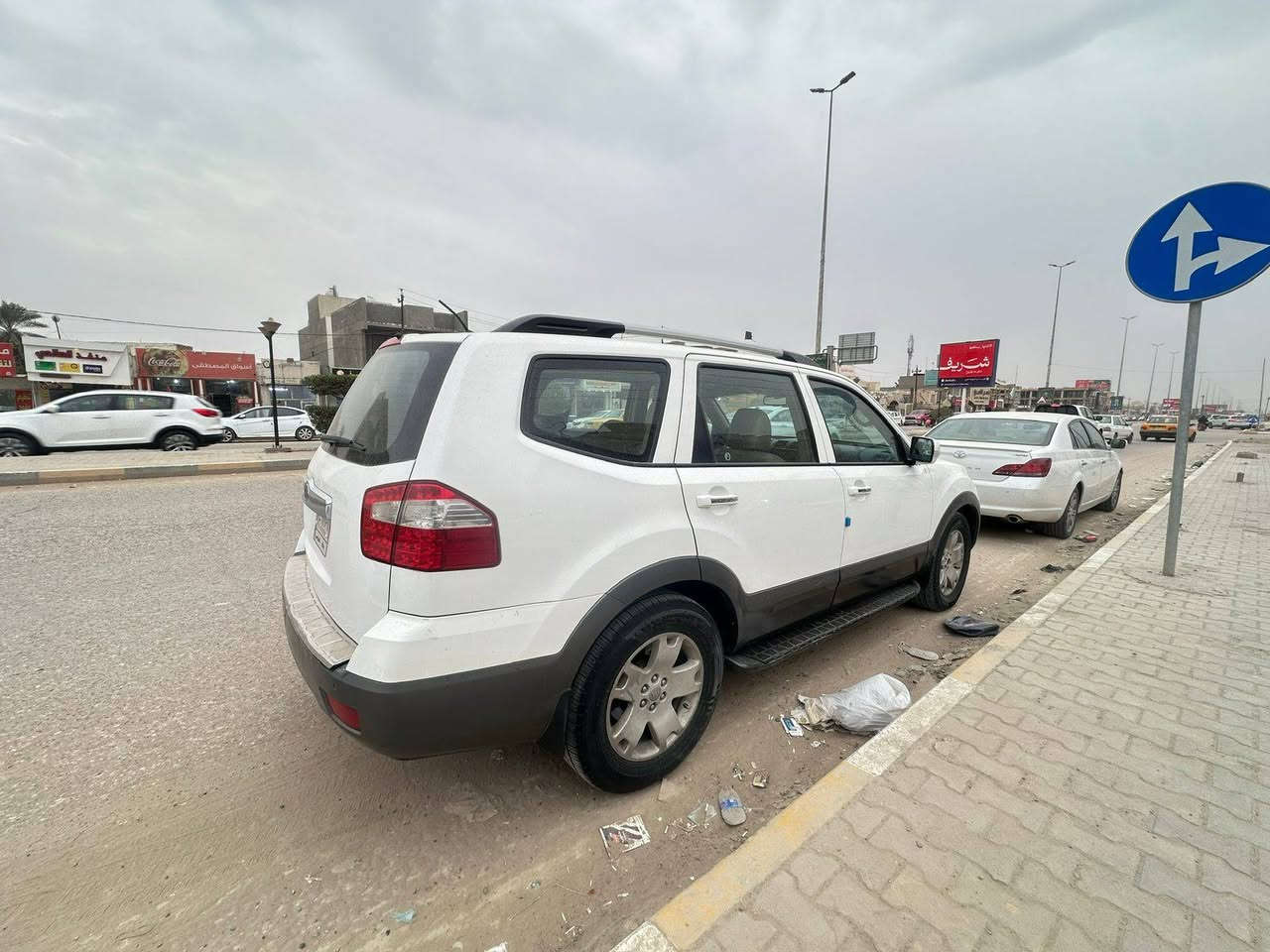 السلام عليكم ورحمة الله وبركاته 
كيا موهافي. للبيع. 
موديل. ٢٠١٢. رقم بغداد بسمي
مكفولة  كفالة عامه عدا شبر بالمدكر مال جاملغ الامامي  
فور ويل. 
تحكمات ستيرن جهتين 
كامره حساسات خلفي وامامي 
كشنات جلد تبريد. ثلاث قطع
شاشات. داخلية 
باب الجنطه. شفط
محرك 6 سلندر 3800
   حقيقي 123
السعر. 143. 

سياره جاهزه  بيهه نقوصات بسطيه . 
حداديه جديده    
باتري جديد. للاستفسار 
***********
مكان السيارة الديوانيه
